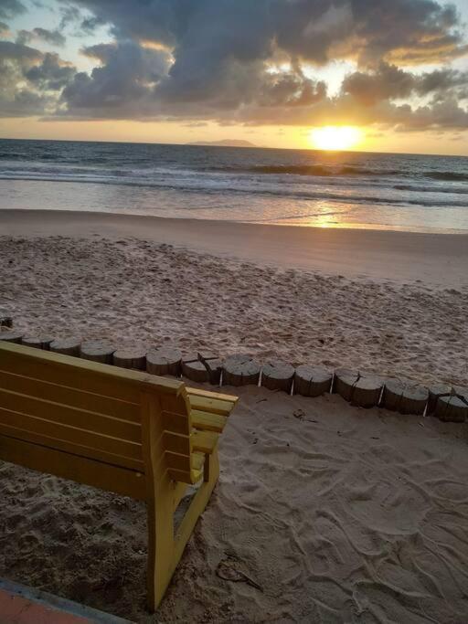 Apto 80M Da Praia Grande Vista Mar! Governador Celso Ramos Exterior foto